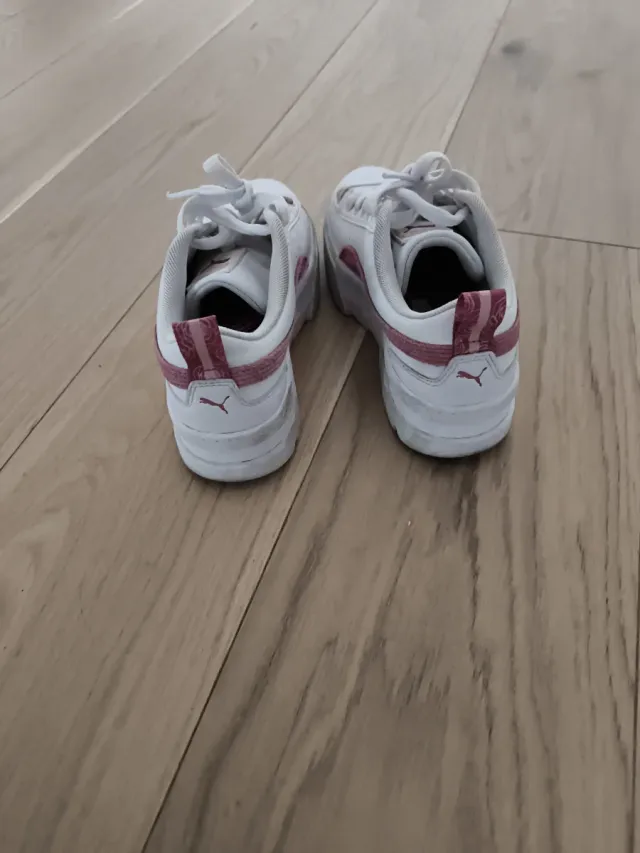 Zapatillas Puma Aitana Blancas y Rosas