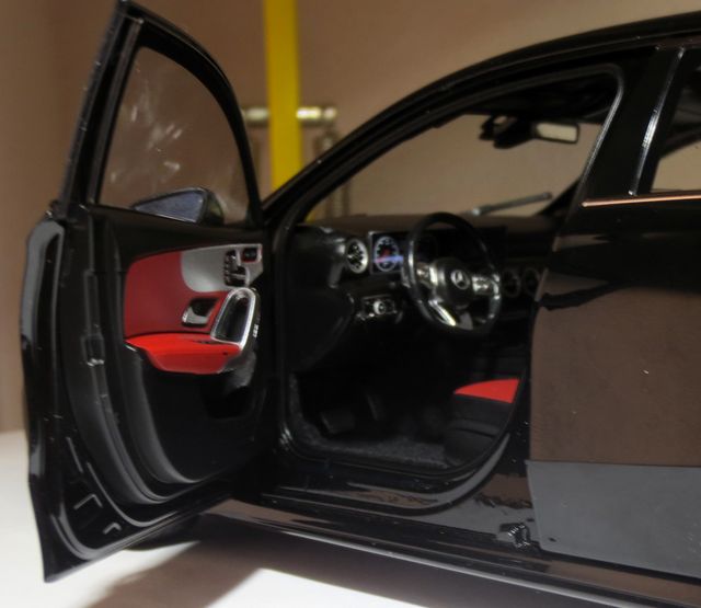 NOREV 1/18. MERCEDES CLASE A 2018-... (W177)