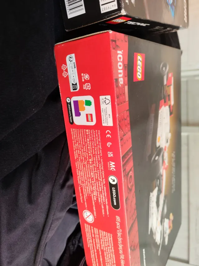 LEGO Icons McLaren MP4/4 Ayrton Senna 10330