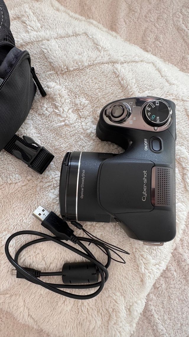 Cámara Digital Sony DSC-H300 + Bolso