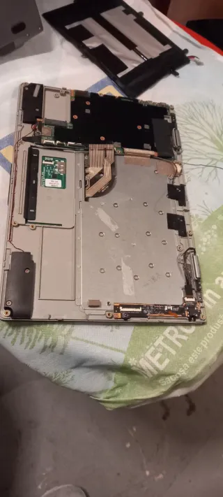 Portátil Teclast Piezas