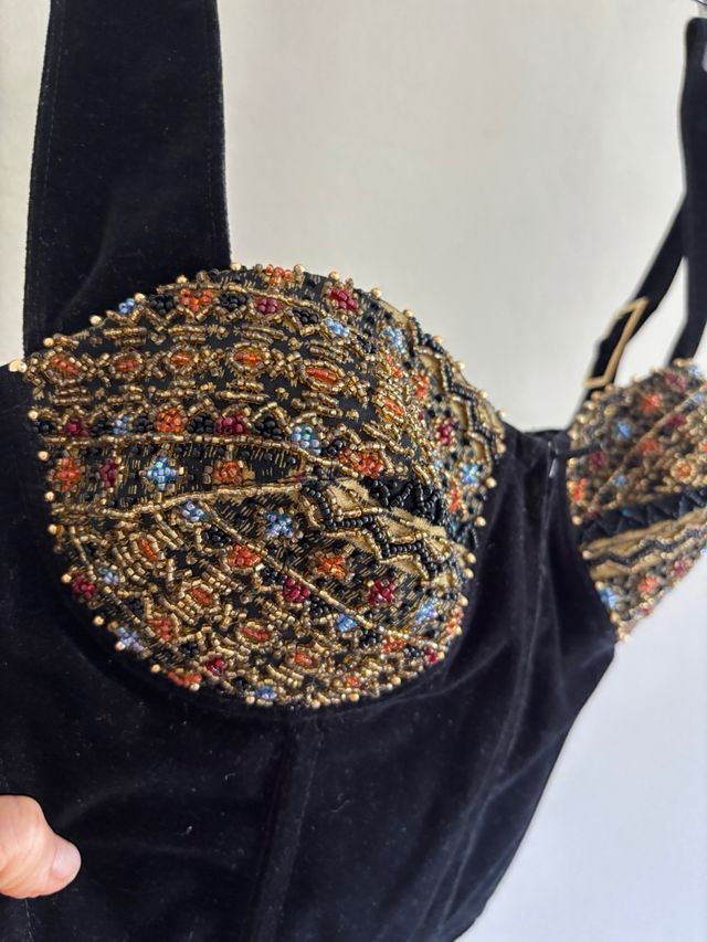 Body terciopelo con pedrería