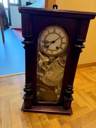 Reloj de pared antiguo madera para restaurar