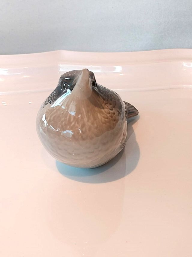 Figurina Royal Copenhagen Stornello numero 3270