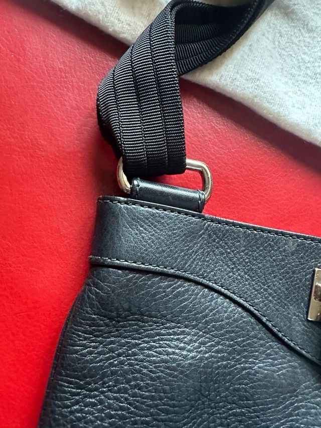 Bolso bandolera Salvatore Ferragamo negro