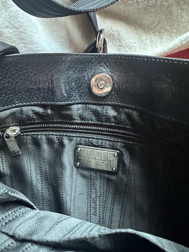 Bolso bandolera Salvatore Ferragamo negro