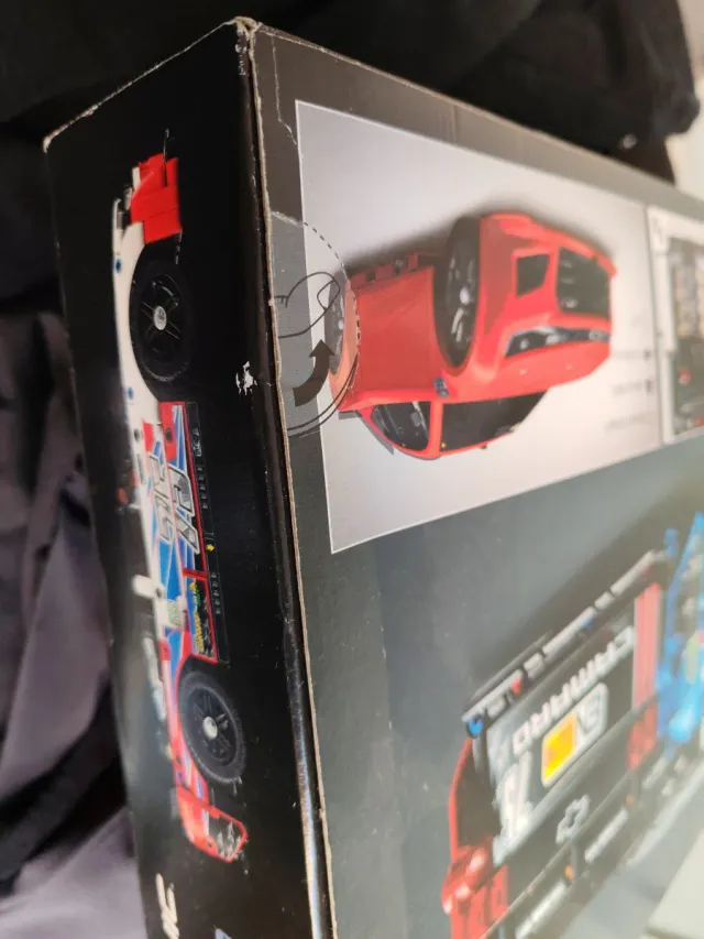 Lego Technic 42153 NASCAR Chevrolet Camaro