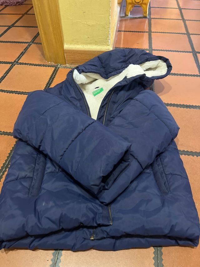 Abrigo azul con borreguismo talla 8/9 años