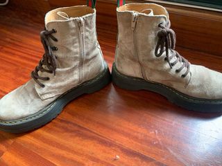 Botines Beige/Marrón con Cordones