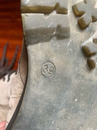 Botines Beige/Marrón con Cordones