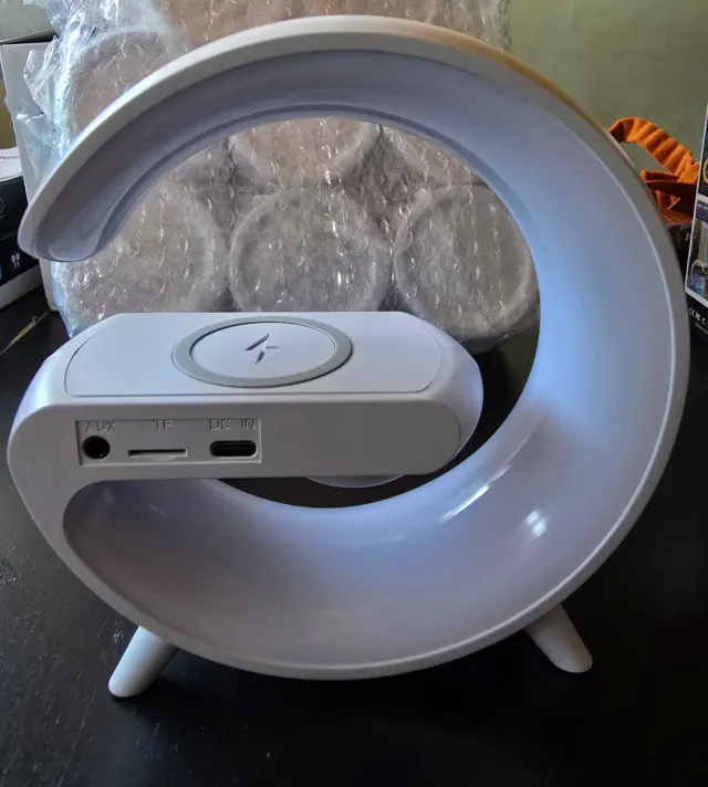 Cargador Inteligente Luz y Sonido G