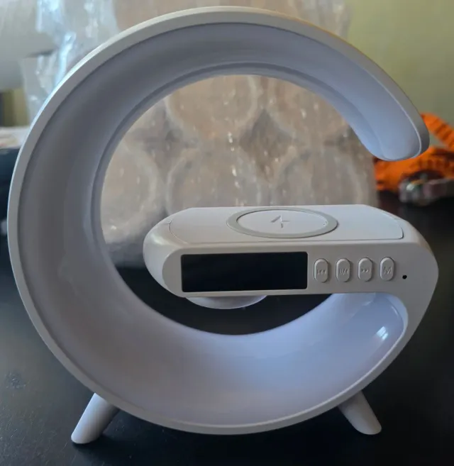 Cargador Inteligente Luz y Sonido G