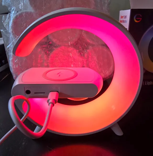 Cargador Inteligente Luz y Sonido G