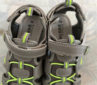 Sandalias chico talla 35