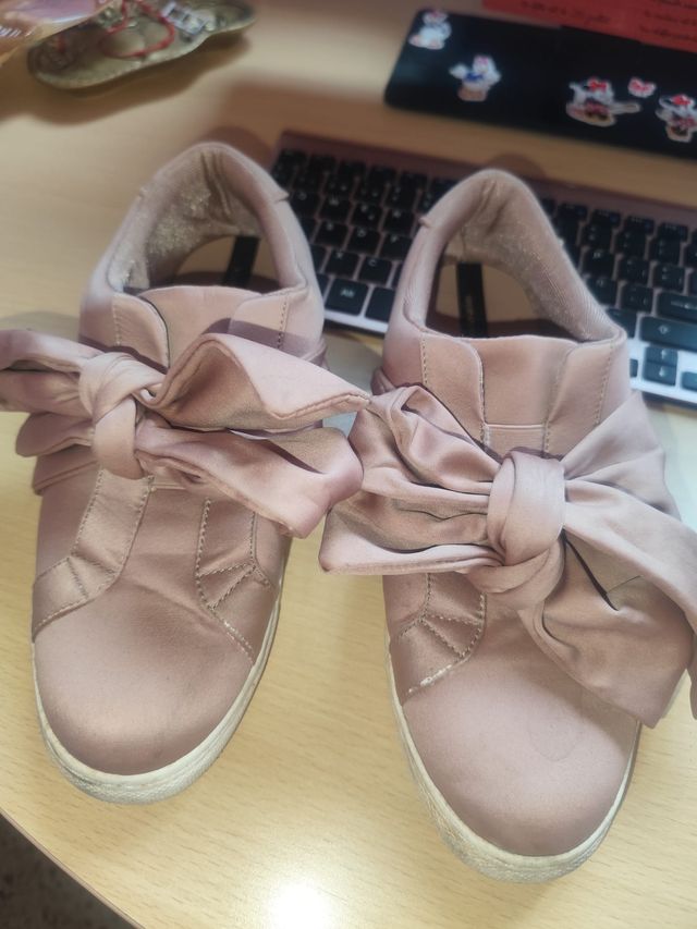 Zapatillas rosa con lazo - Casual