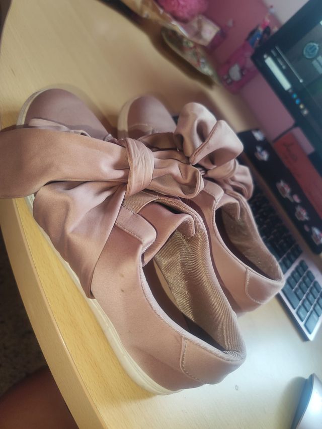 Zapatillas rosa con lazo - Casual