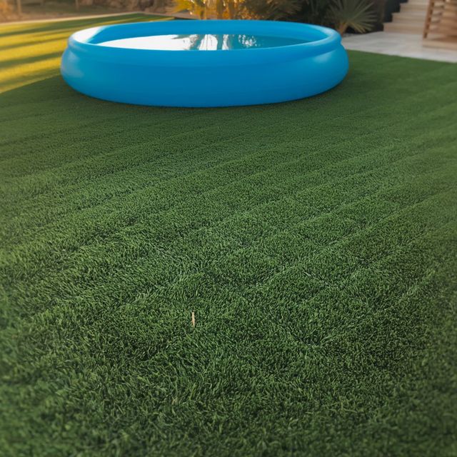 Césped artificial reutilizado