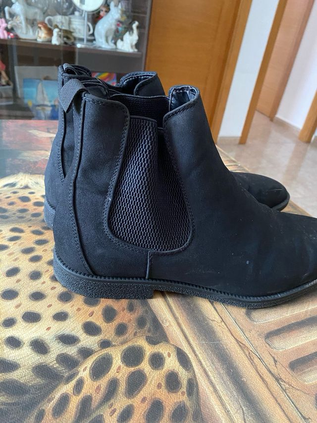 Botines Chelsea negros hombre