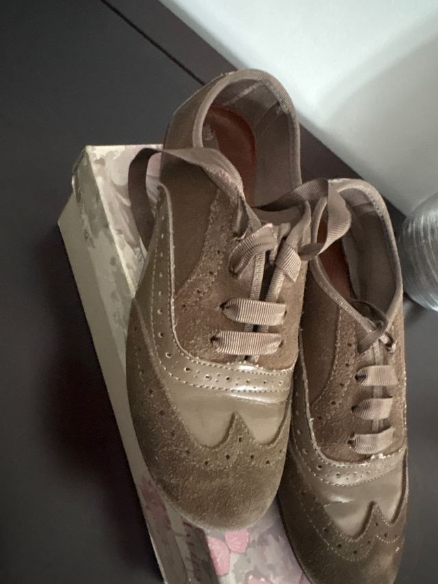 Zapatos niña estilo Oxford, hechos en spain, 34