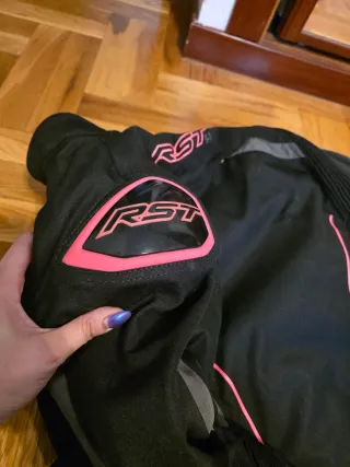 Chaqueta Moto RST S-1 Negra y Rosa