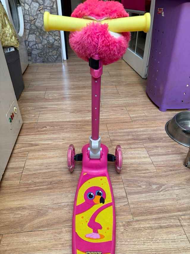 Patinete infantil 3 ruedas flamenco