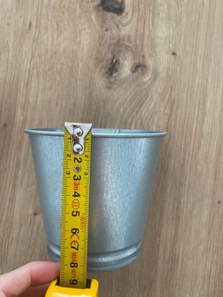 2 Maceteros metálicos plateados