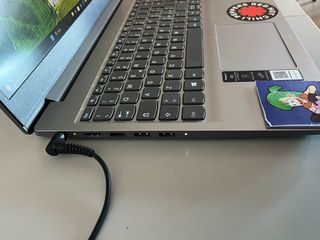 Lenovo i3 Portátil Segunda Mano