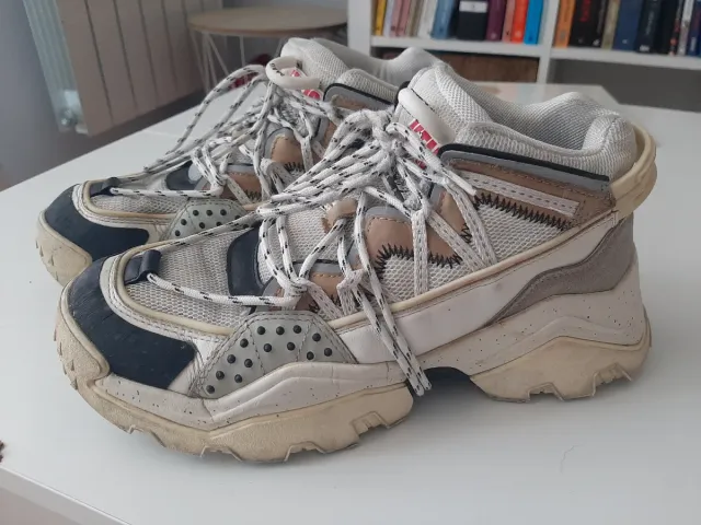 Sneakers Kenzo modelo Inka.