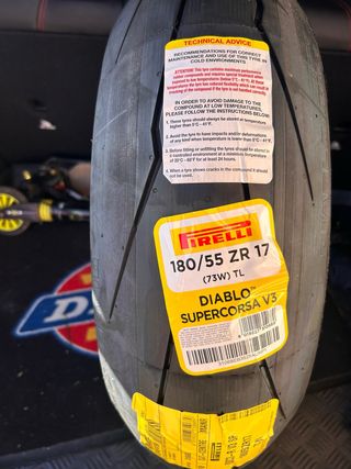 Neumático Pirelli Diablo Supercorsa V3 180/55 ZR 1