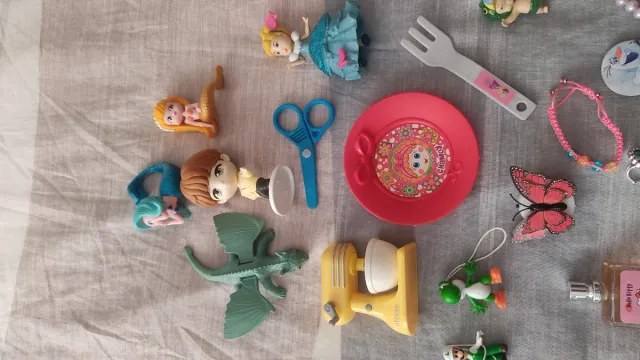 Caja de juguetes niña variados