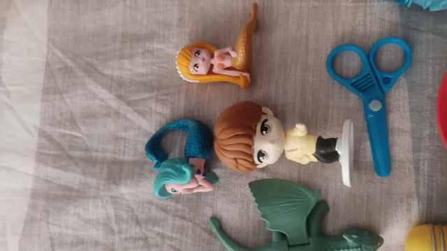 Caja de juguetes niña variados