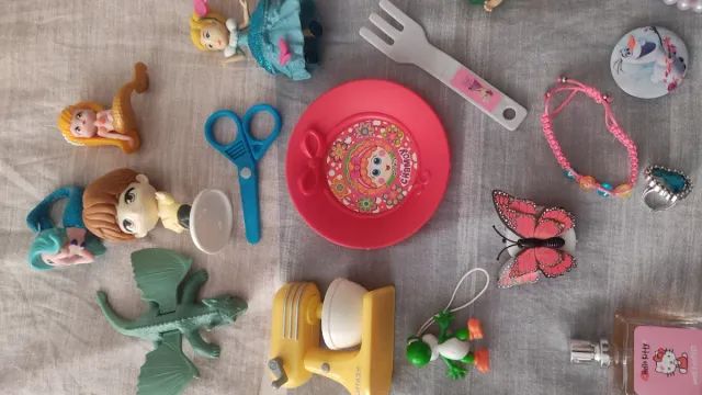 Caja de juguetes niña variados