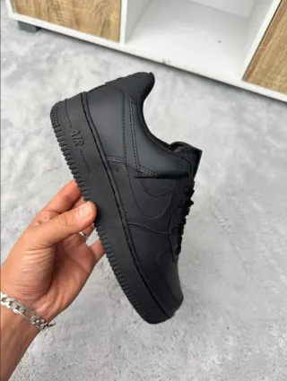 Nike Air Force 1 Negras 