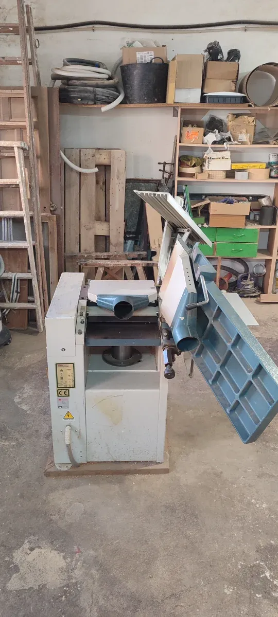 Cepillo carpintero industrial