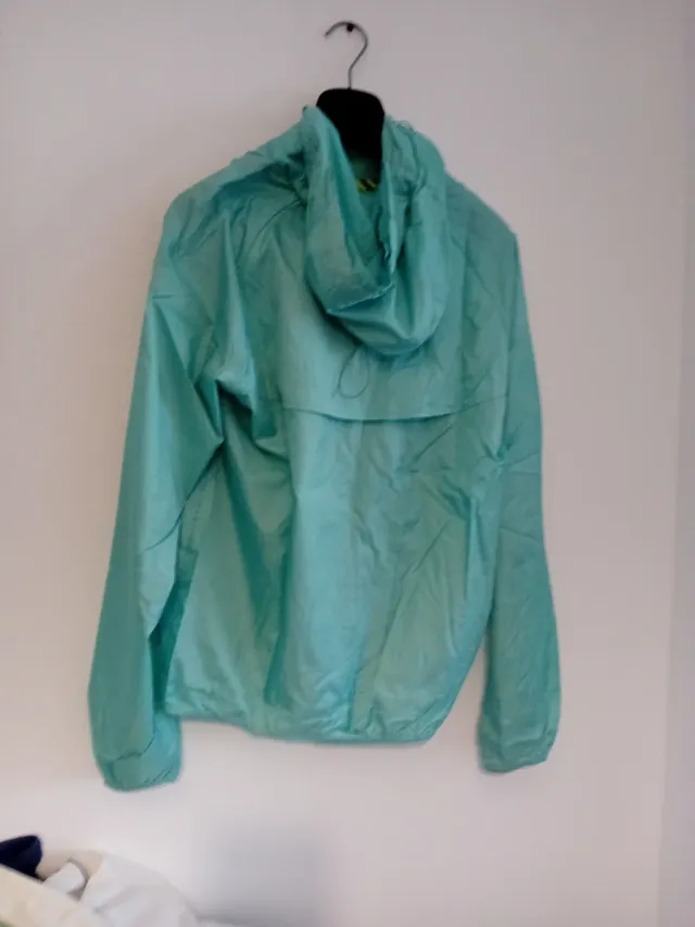 Chaqueta Nike Deportiva Multicolor y Turquesa