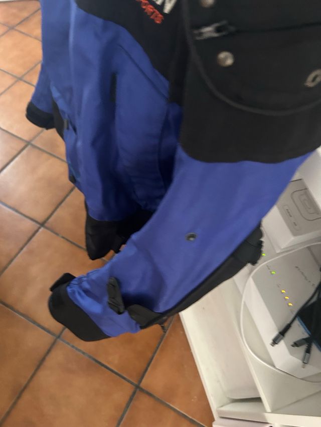 Chaqueta Moto Azul y Negra