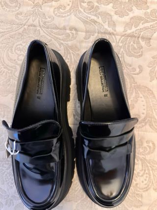 Mocasines Pull&Bear negros charol