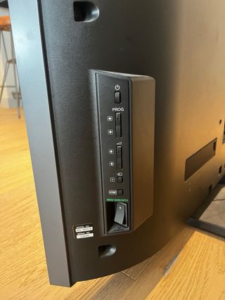 TV Sony Bravia KDL-40HX700