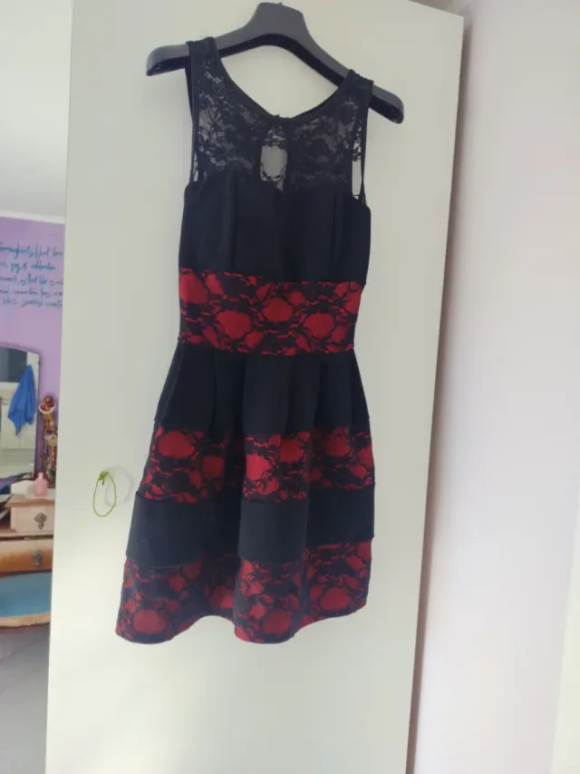 Vestiti corto a palloncino