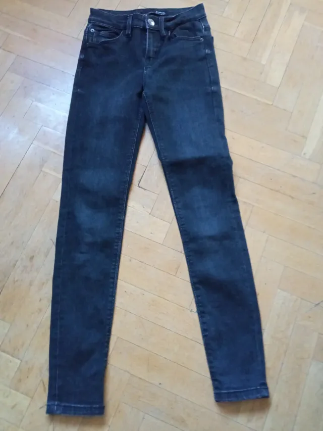 Vaqueros Stradivarius