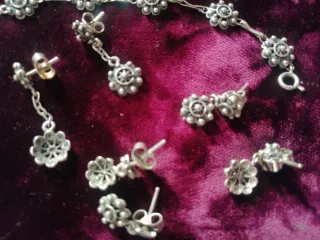 Antiguo, Pulsera y pendientes plata