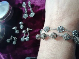 Antiguo, Pulseras y pendientes plata