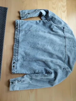 Chaqueta vaquera Pull&Bear azul forrada