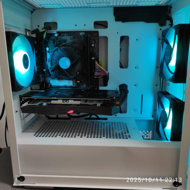 Torre PC Deepcool Blanca y Plateada