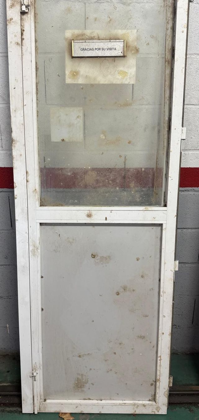 2 Puertas de Aluminio