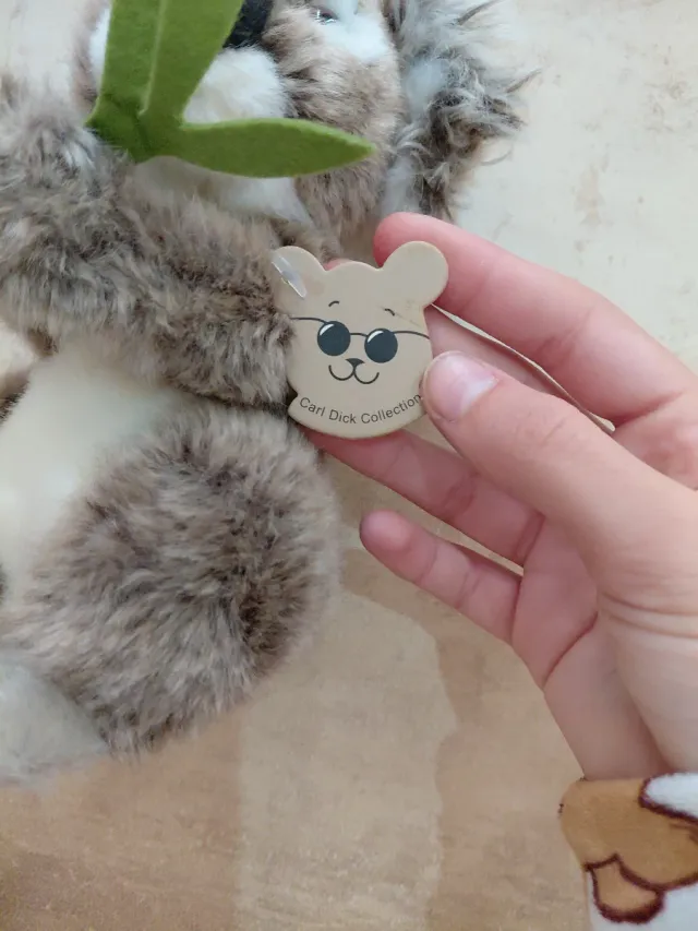 Peluche Koala con Hojas Verdes
