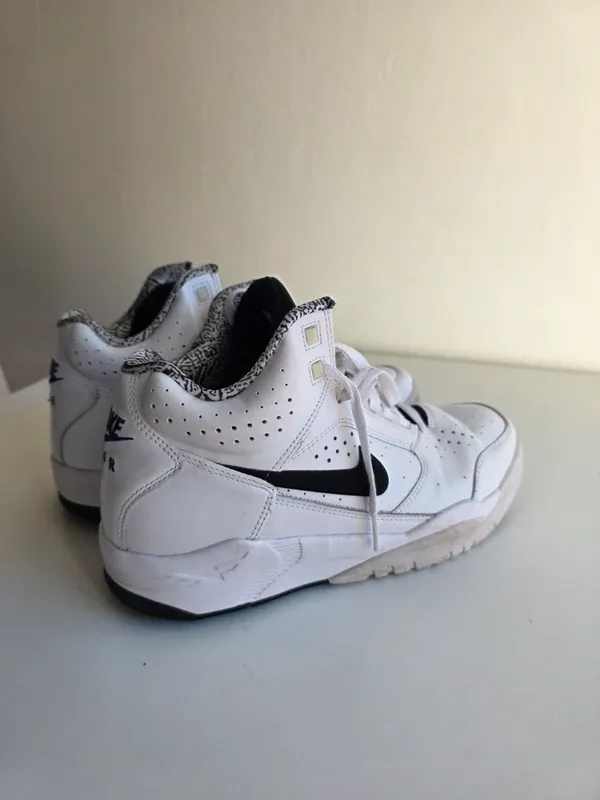 Nike Air Flight Lite Mid Blancas/Negras