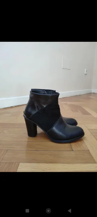 Botines tacón Luis Gonzalo negros