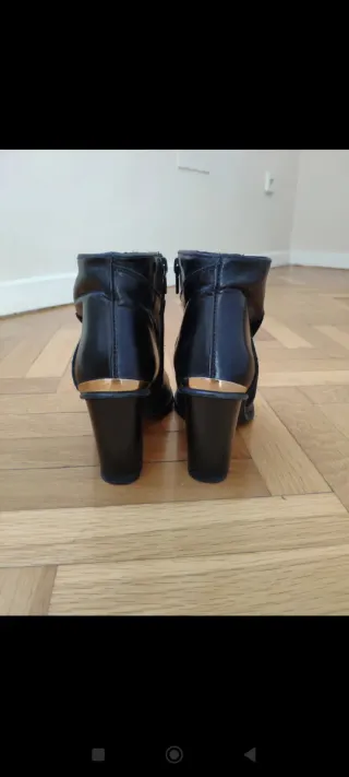 Botines tacón Luis Gonzalo negros