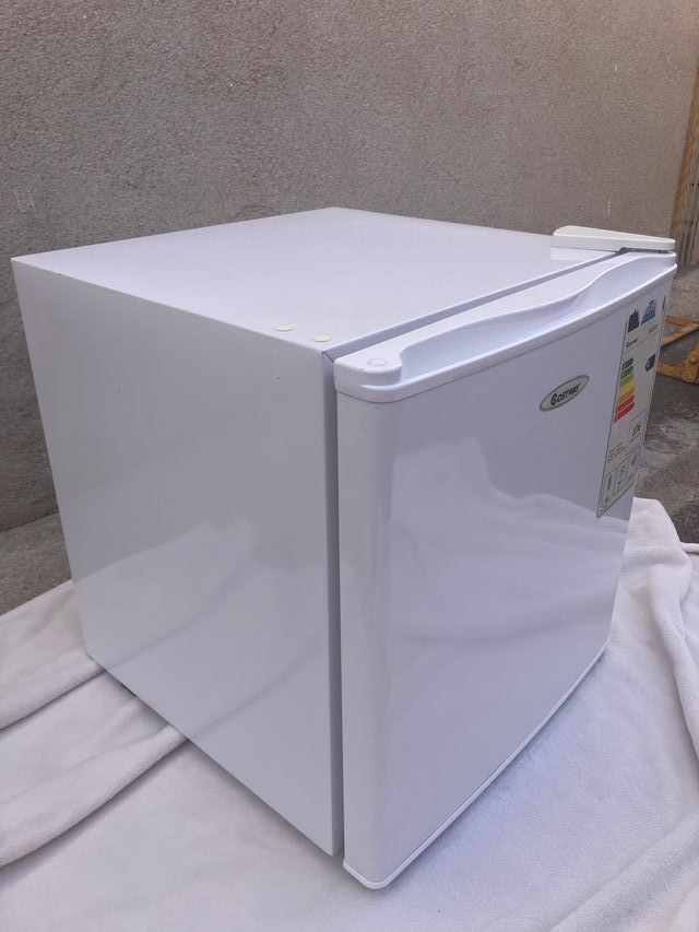 Nevera 48L Eficiencia A+ Bajo Consumo